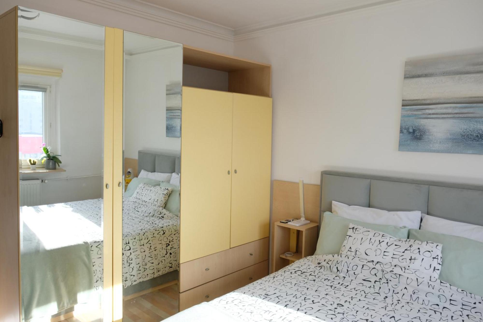 Centrul Vechi Bucuresti Biblioteca Nationala Apartment Luaran gambar